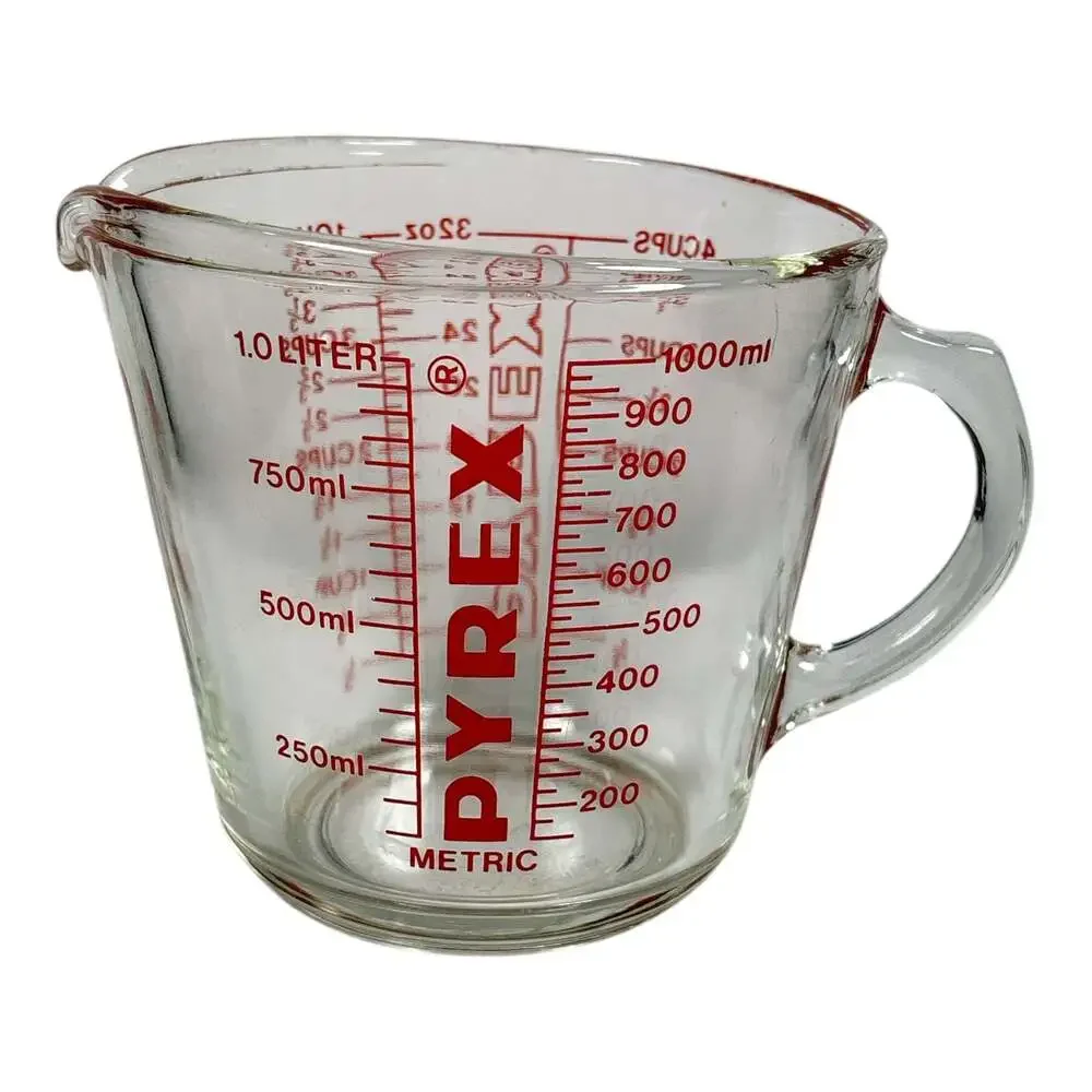 Vintage Pyrex Glass Measuring Cup Red Lettering D Handle 4 Cup 1 Quart #532